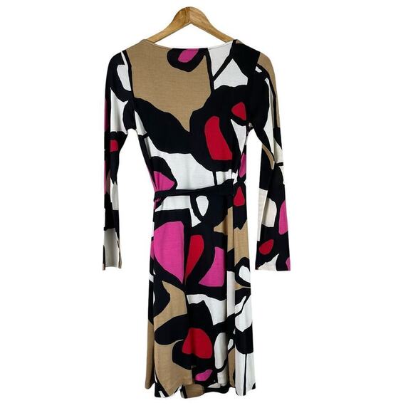 Diane Von Furstenberg The Abrigo Long Sleeve Silk Wrap Dress in Miro Flowers, 4 - Picture 10 of 12